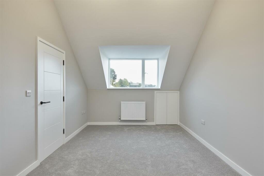 202805_32605860_IMG_17_0000