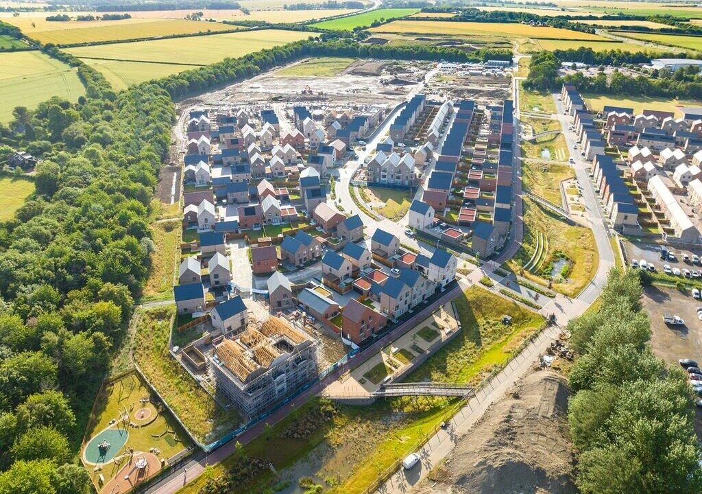 48740_CAD230257_IMG_16_0000